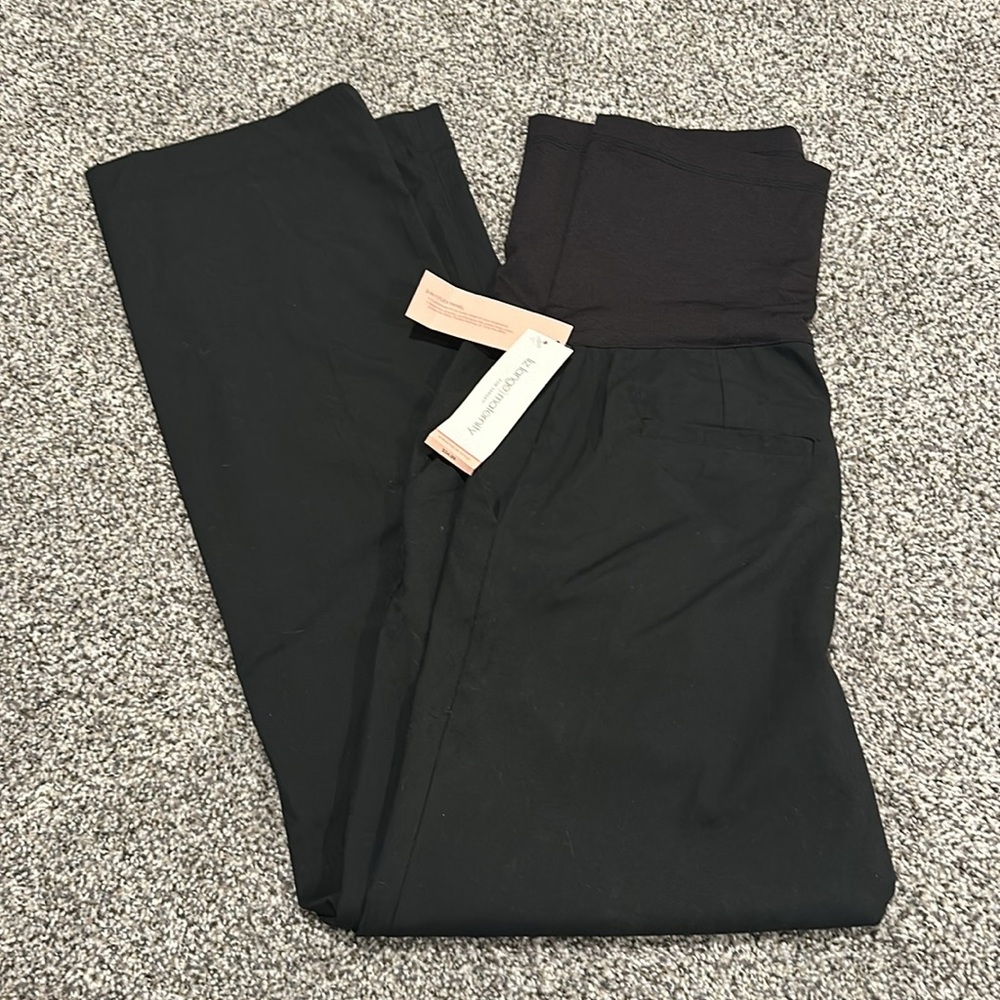 *NWT* Maternity Dress Pants